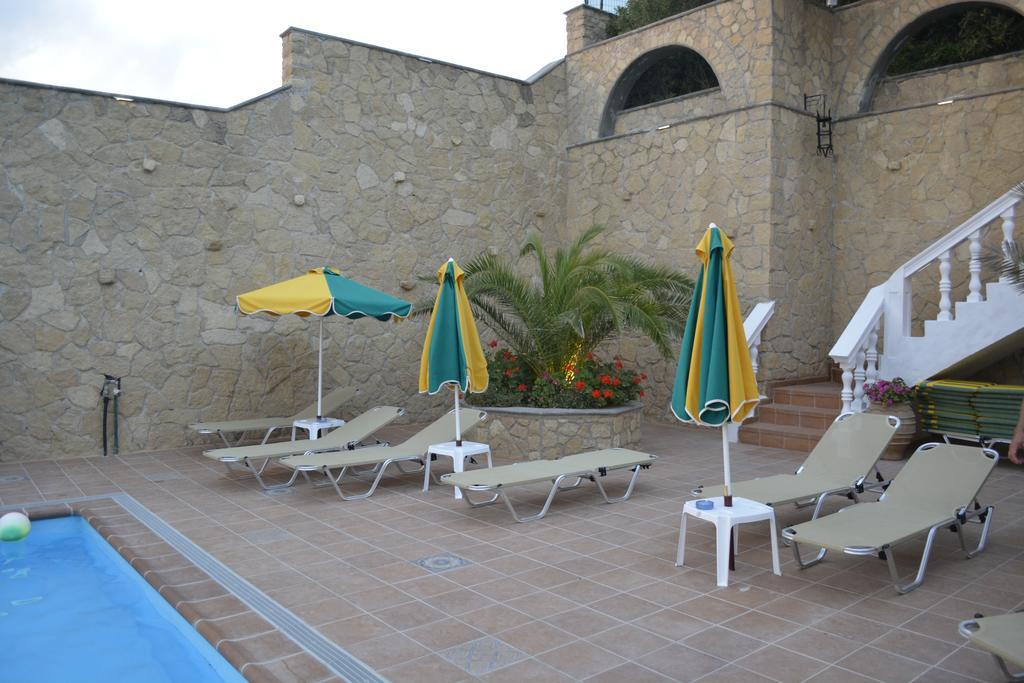 Hotel Finiki View Exterior photo