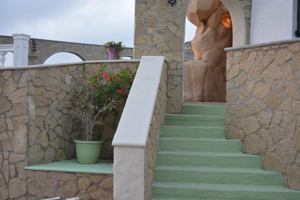 Hotel Finiki View Exterior photo