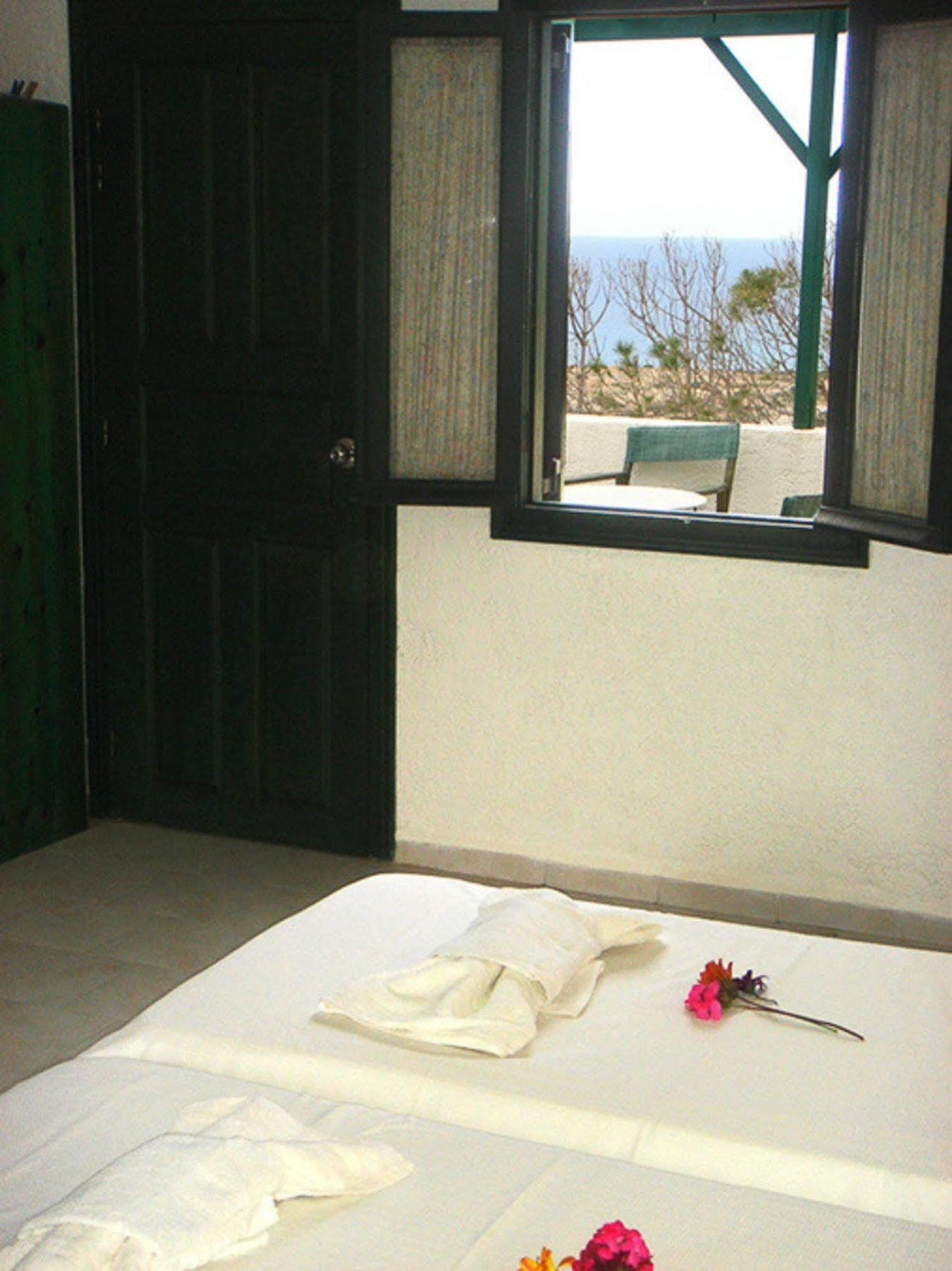 Hotel Finiki View Exterior photo